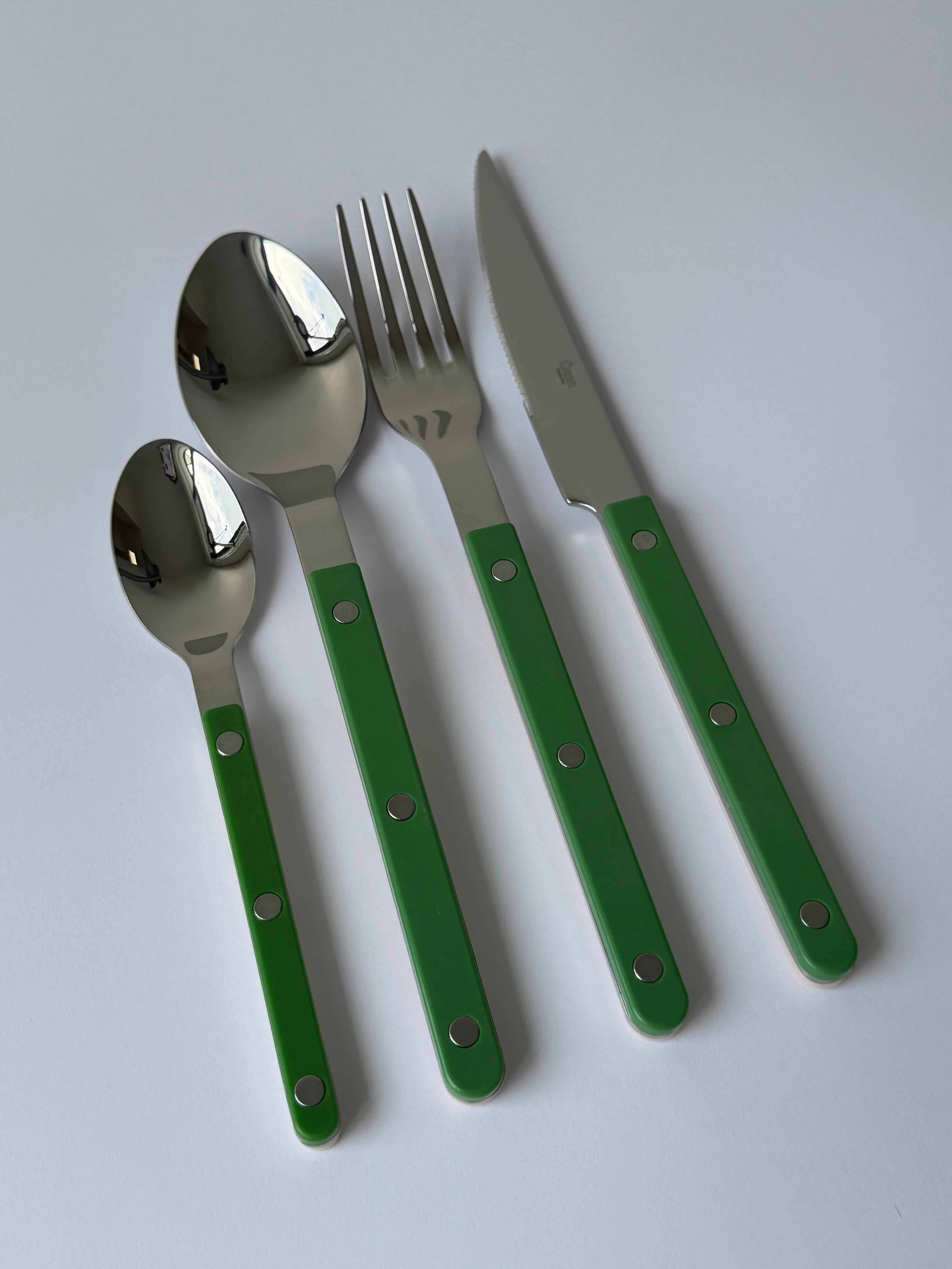 Classic 16-Piece Set